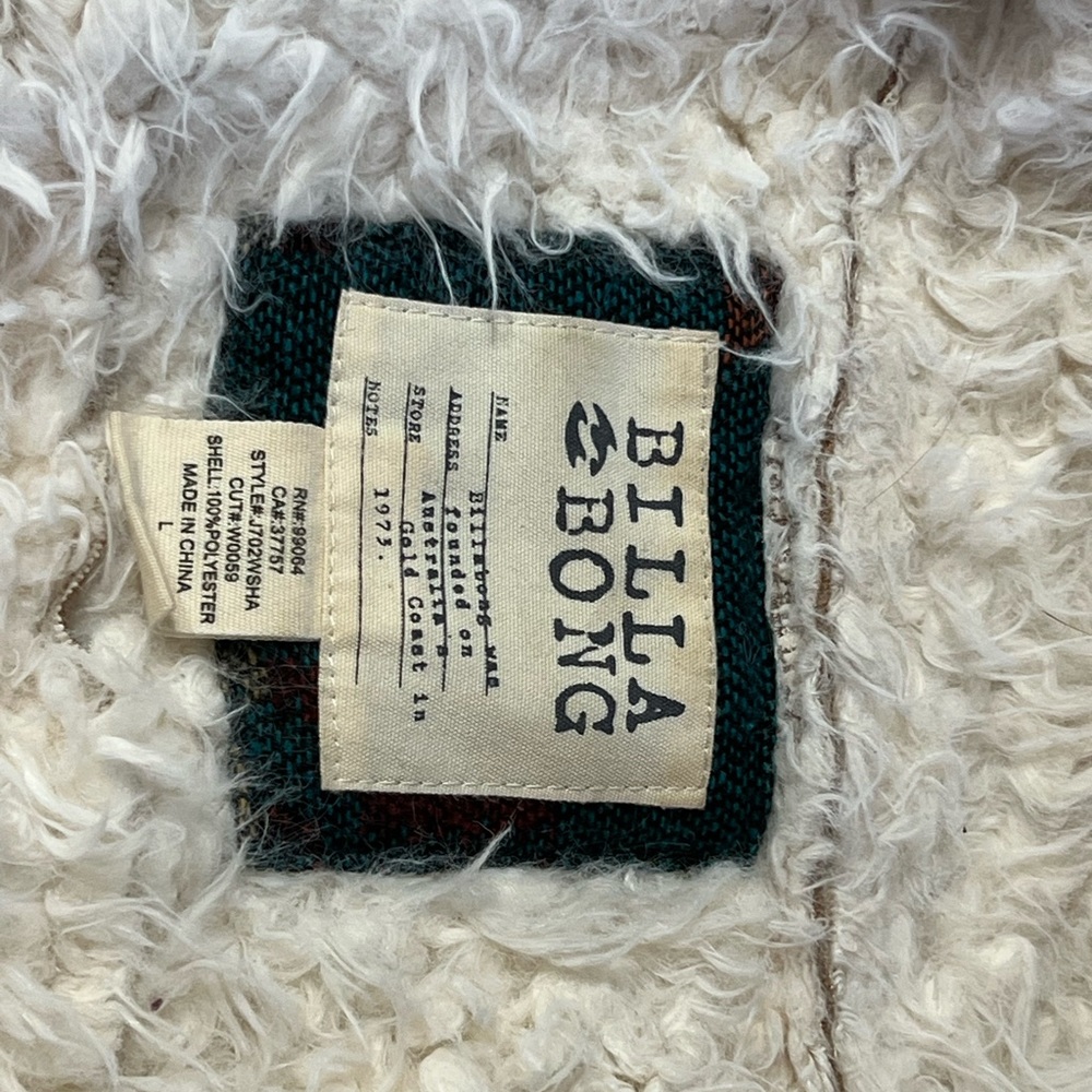 100% polyester size large